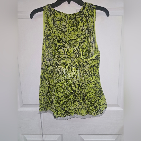 Zumba Fitness Pink and Black Tank Top - Picture 4 of 7